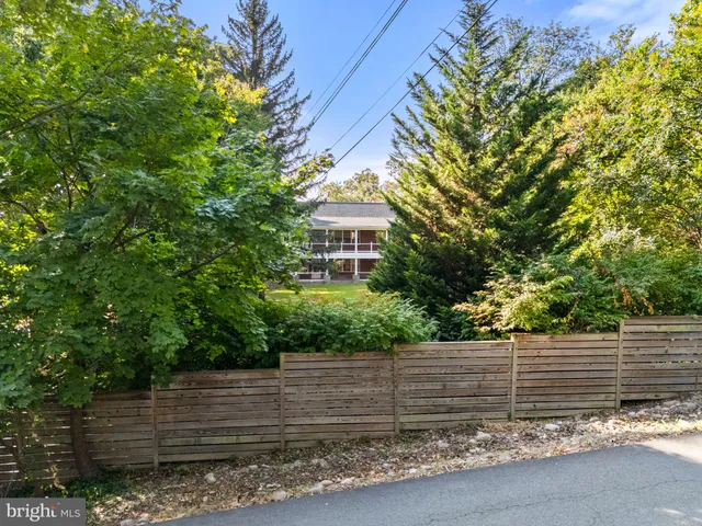 $1,100,000 | 45545 Lakeside Drive, Sterling, VA 20165