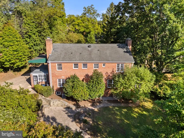 $1,100,000 | 45545 Lakeside Drive, Sterling, VA 20165