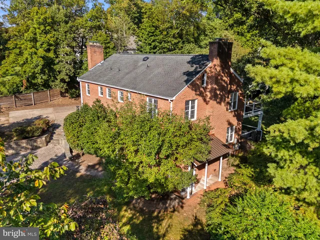 $1,100,000 | 45545 Lakeside Drive, Sterling, VA 20165