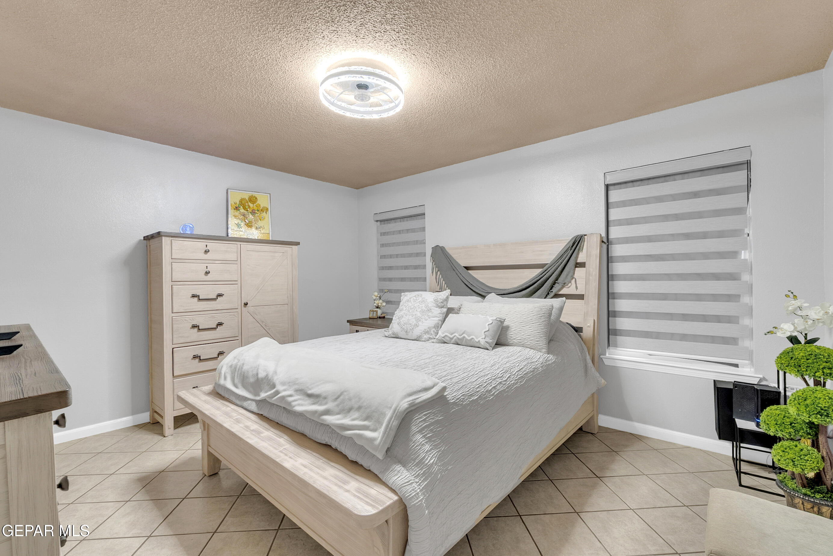 3444 Itasca Street El Paso, TX 79936 - Photo 44 of 88 a bedroom with a bed and a window