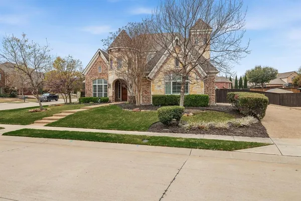 $825,000 | 139 Townlake Drive, Prosper, TX 75078