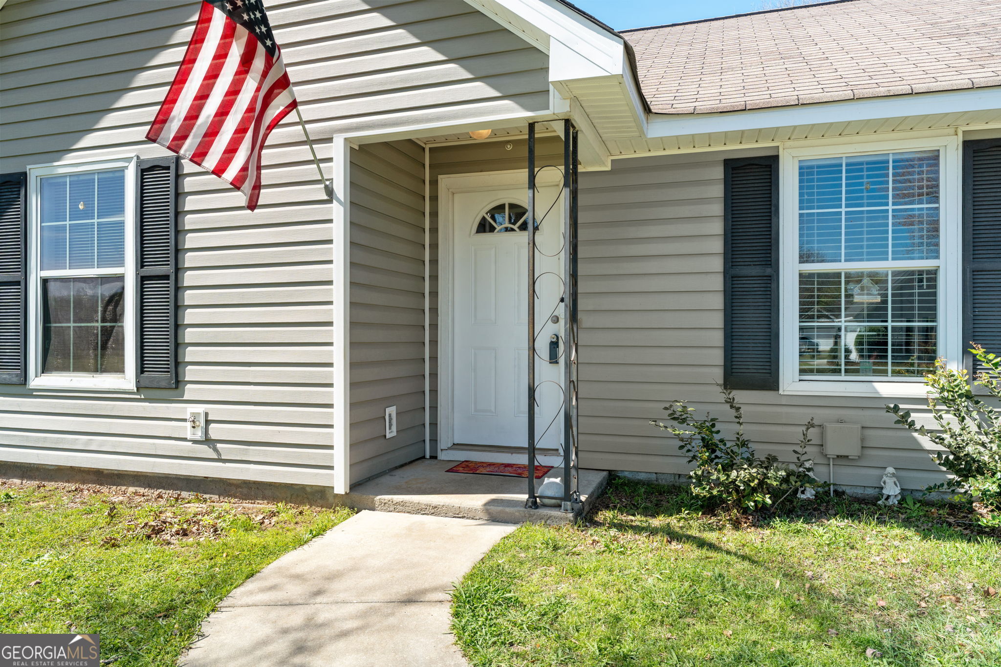 616 Shannon Ridge Drive Bonaire, GA 31005 - Photo 2 of 28