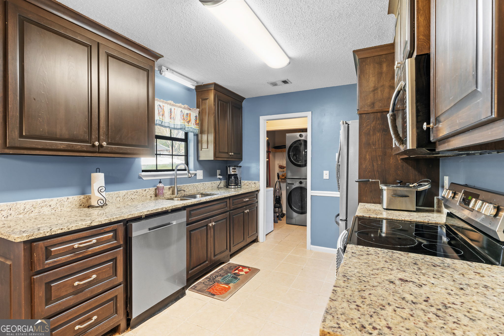 616 Shannon Ridge Drive Bonaire, GA 31005 - Photo 7 of 28