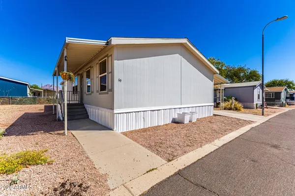 $134,500 | 2200 North Delaware Drive, Unit 69, Apache Junction, AZ 85120