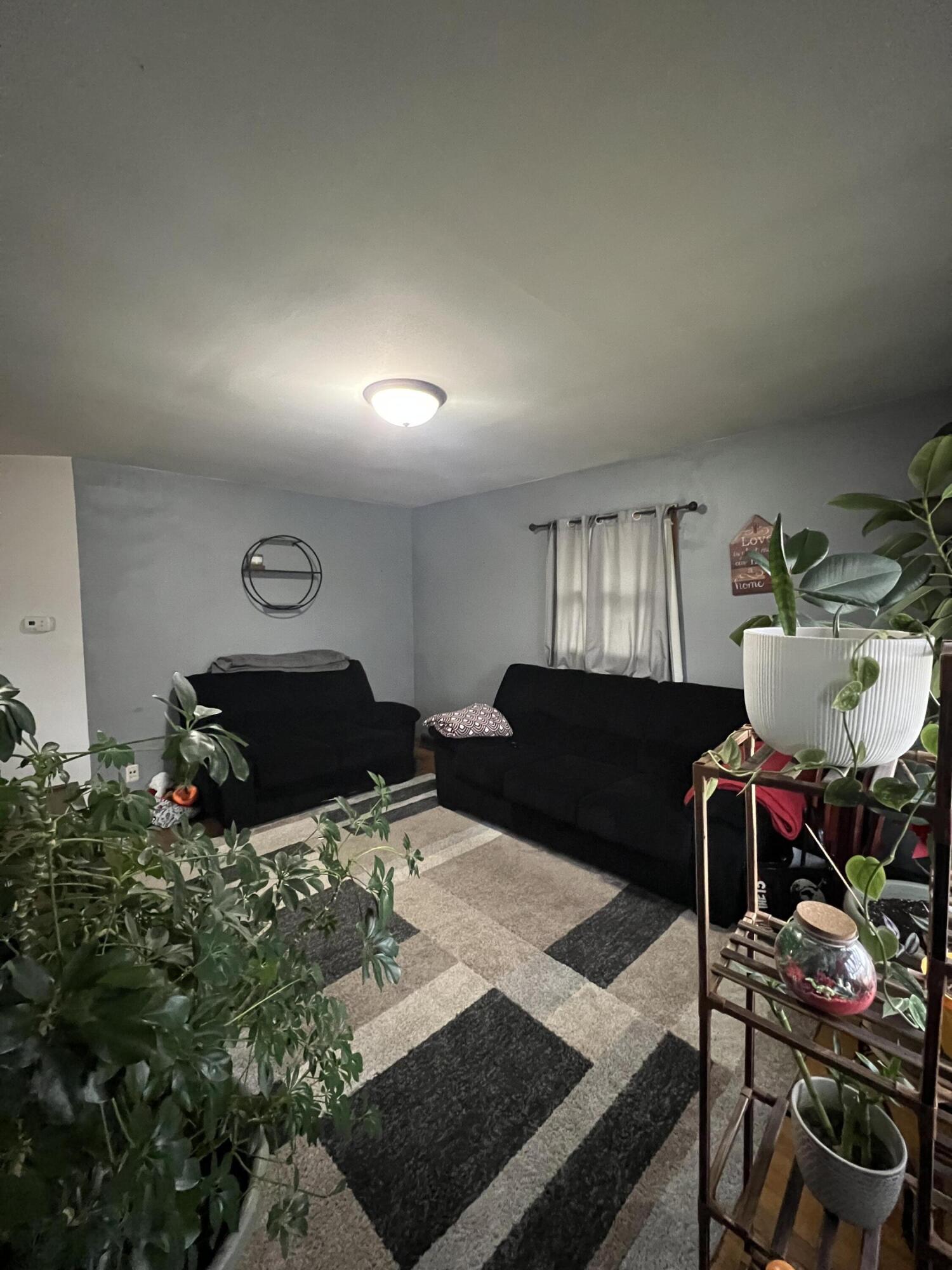 4601 Wright Avenue Racine, WI 53405 - Photo 3 of 13 LR 2