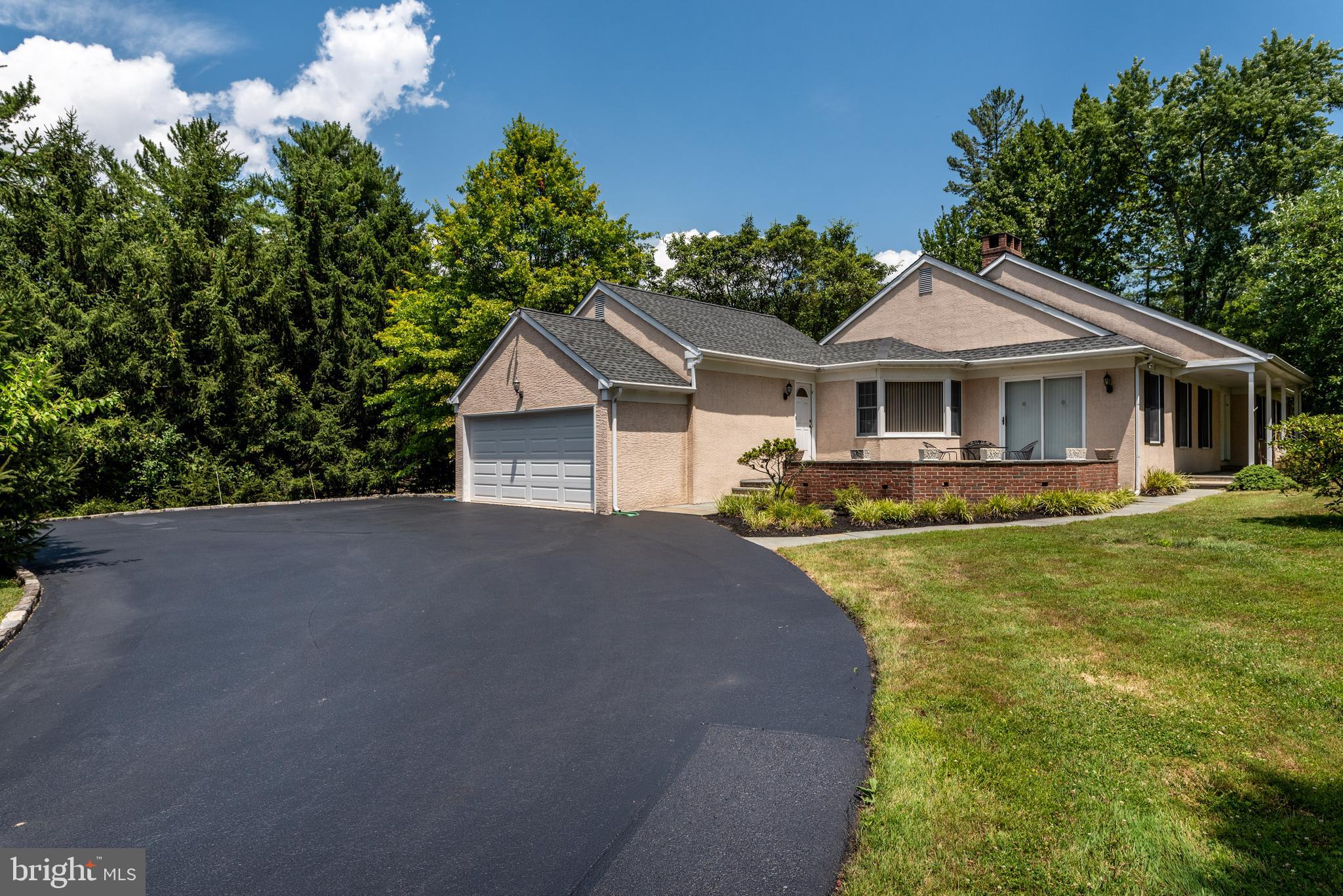 507 North Spring Mill Road Villanova, PA 19085 - Photo 4 of 31