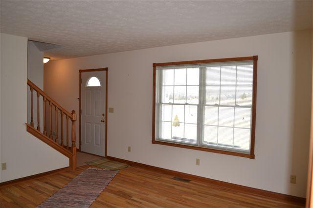 3367 Maple Grove Road Springfield, OH 45504 - Photo 2 of 25
