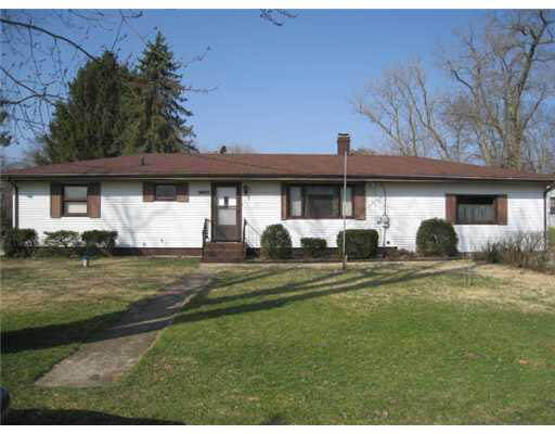56933 Oak Road South Bend, IN 46619 - Photo 1 of 12 Gallery Image 1