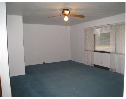56933 Oak Road South Bend, IN 46619 - Photo 2 of 12 Gallery Image 2