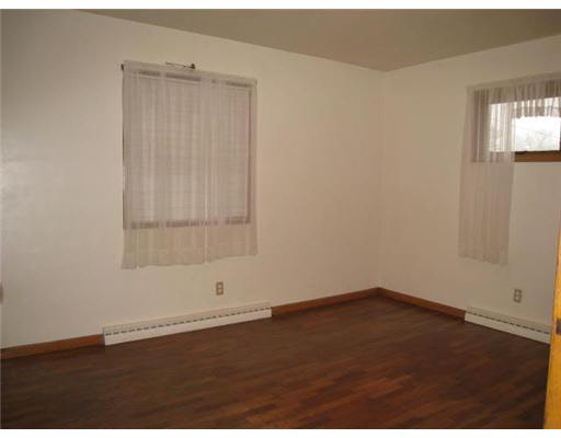 56933 Oak Road South Bend, IN 46619 - Photo 5 of 12 Gallery Image 5