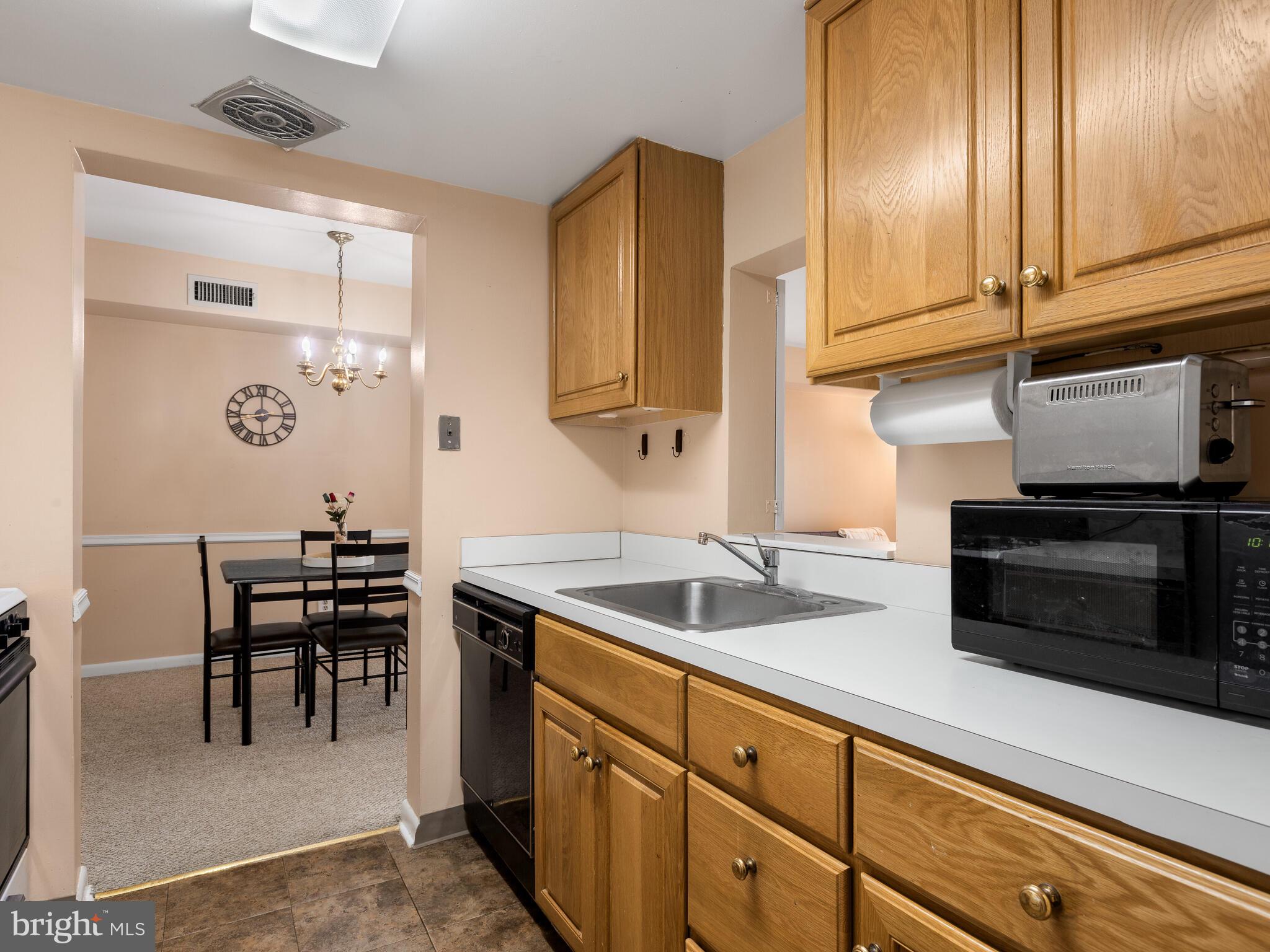 197 Drummers Lane Wayne, PA 19087 - Photo 12 of 28