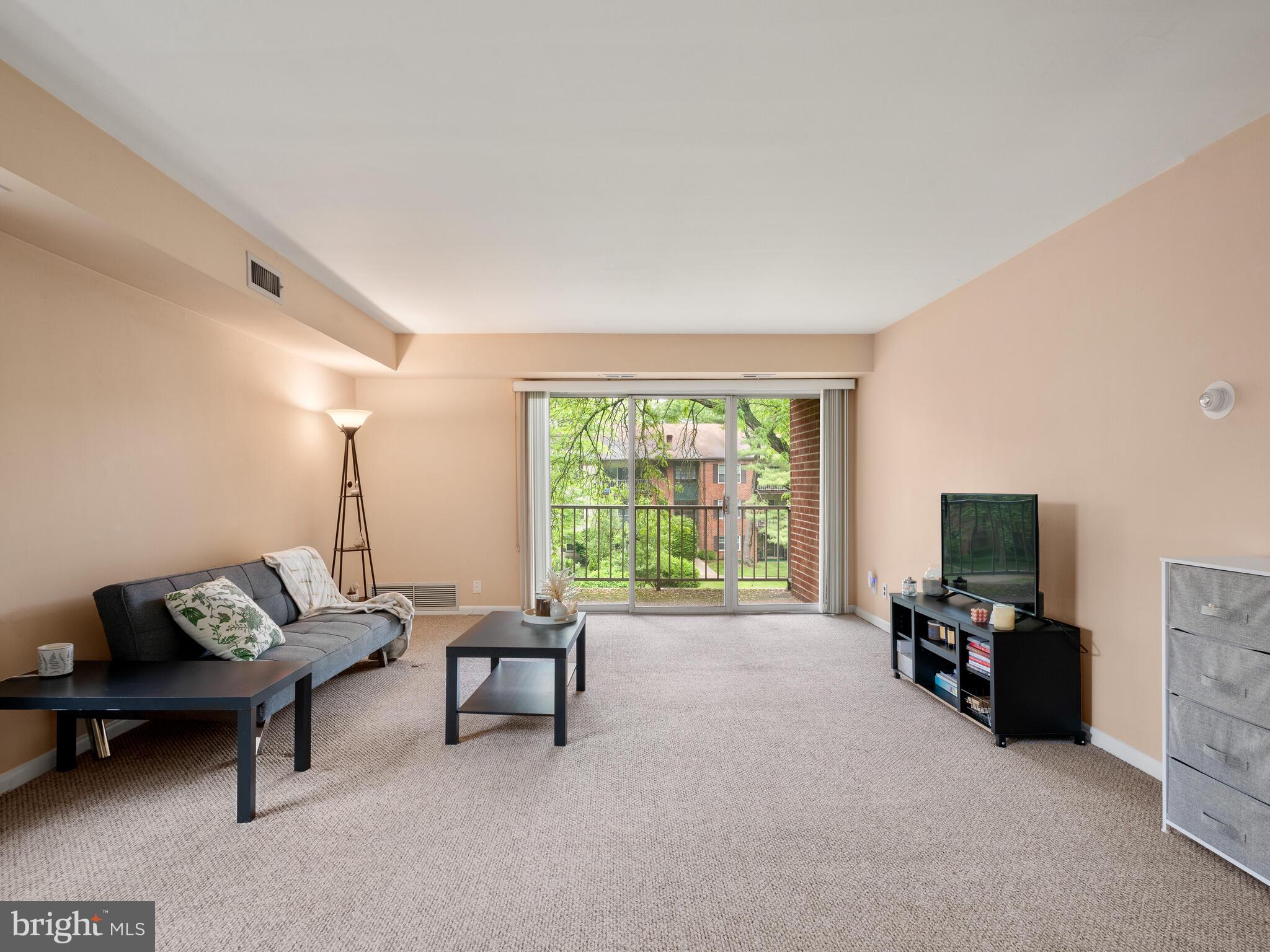 197 Drummers Lane Wayne, PA 19087 - Photo 6 of 28