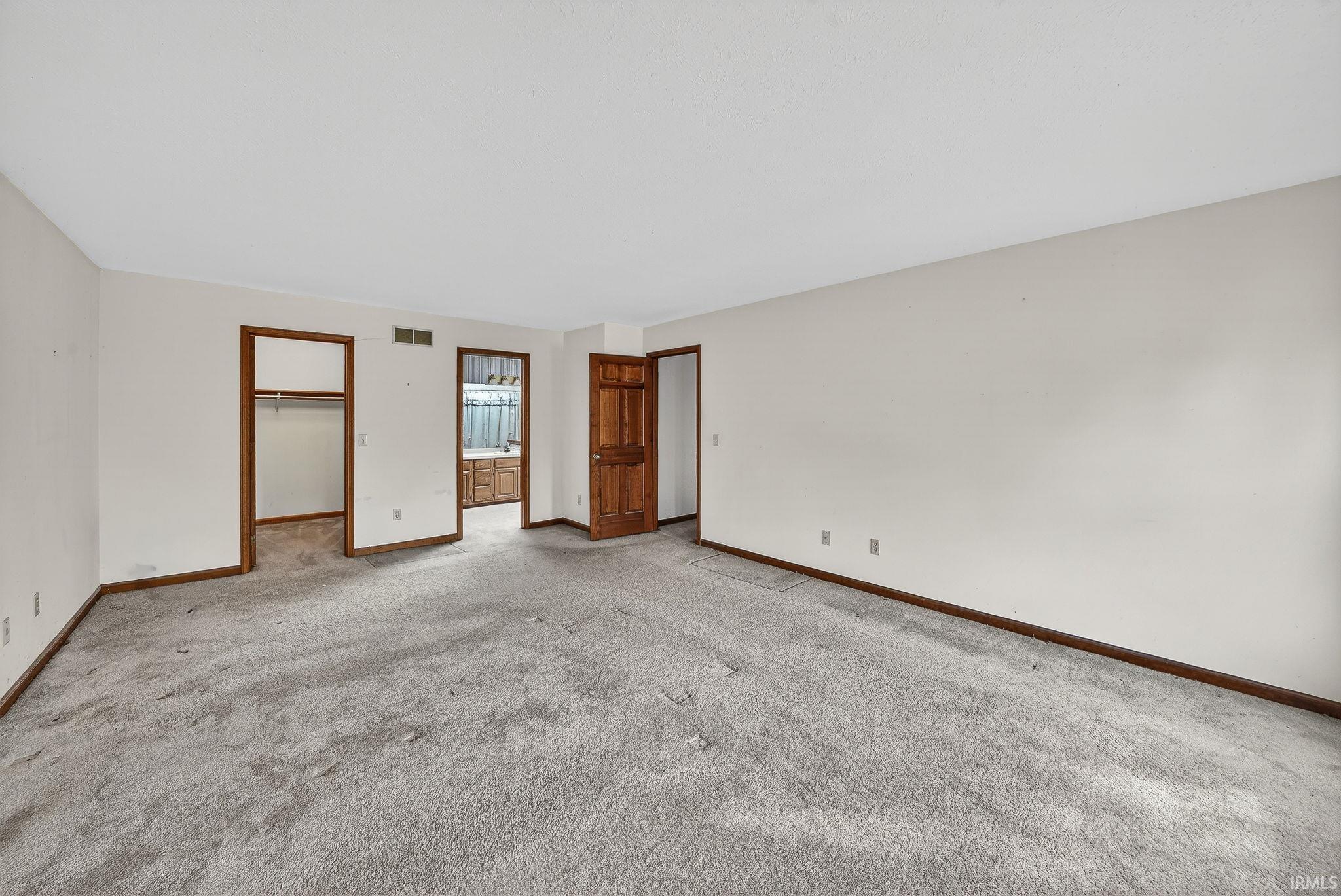 15533 Hunting Ridge Trail Granger, IN 46530 - Photo 18 of 36