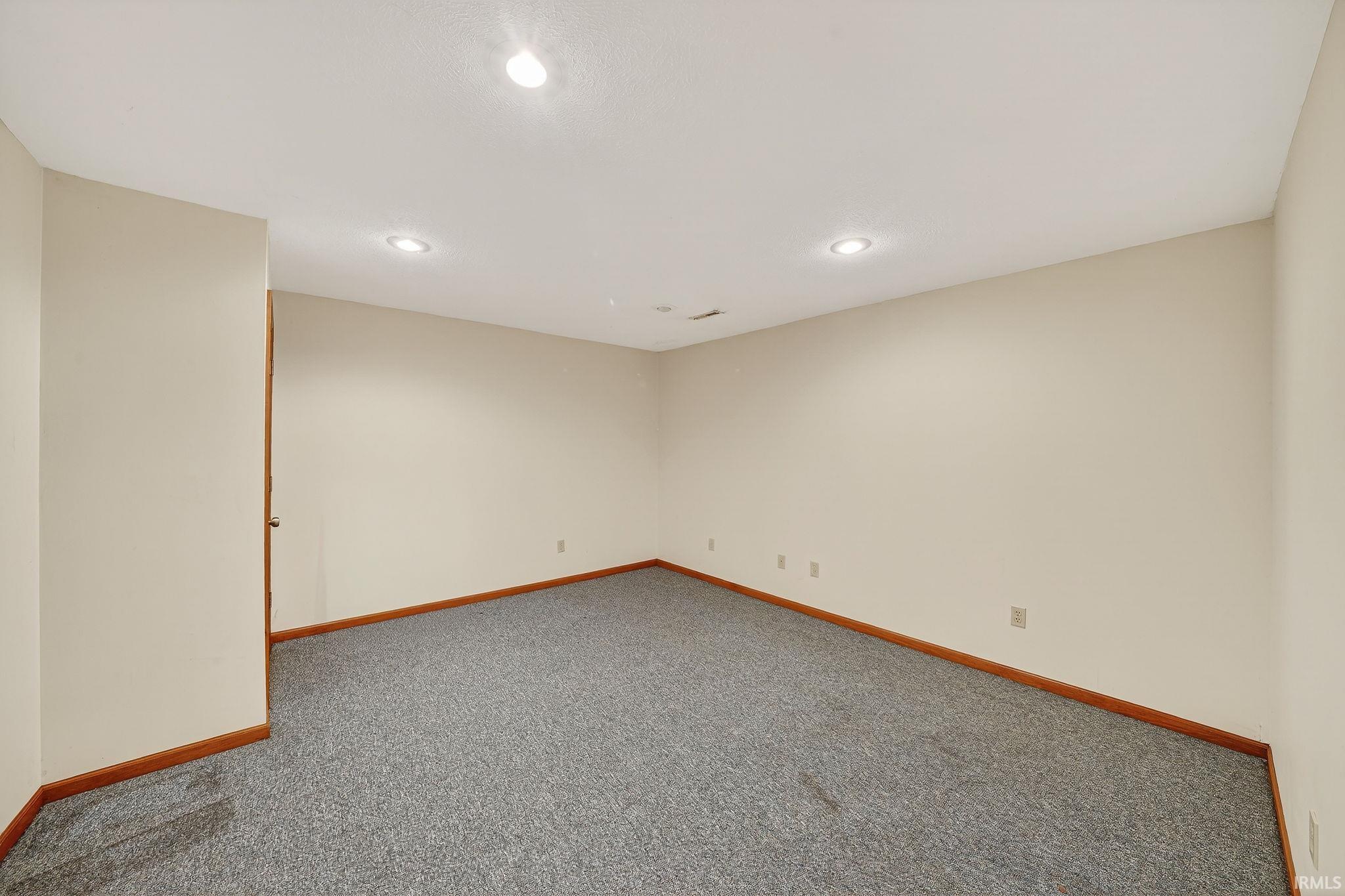 15533 Hunting Ridge Trail Granger, IN 46530 - Photo 26 of 36