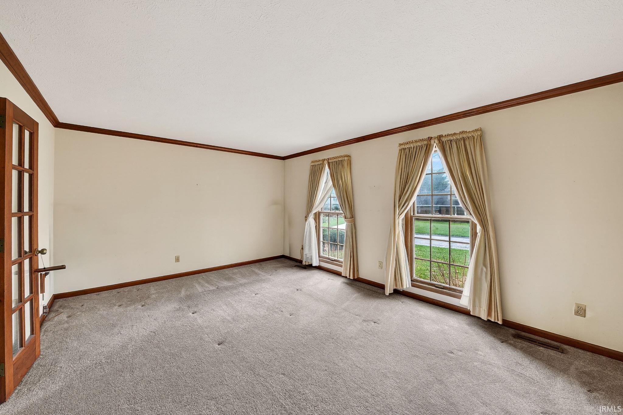 15533 Hunting Ridge Trail Granger, IN 46530 - Photo 3 of 36