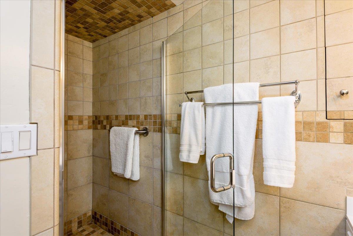 819 Holly Road Belmont, CA 94002 - Photo 29 of 75