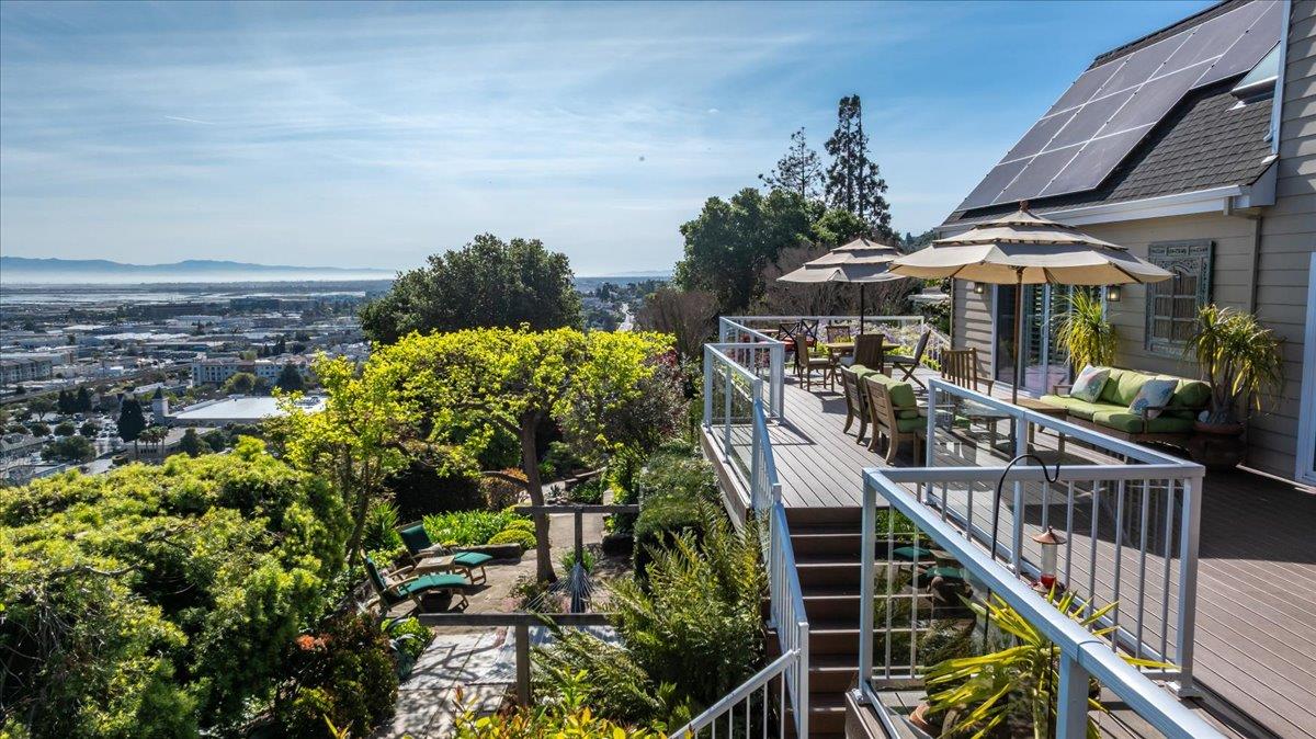 819 Holly Road Belmont, CA 94002 - Photo 46 of 75