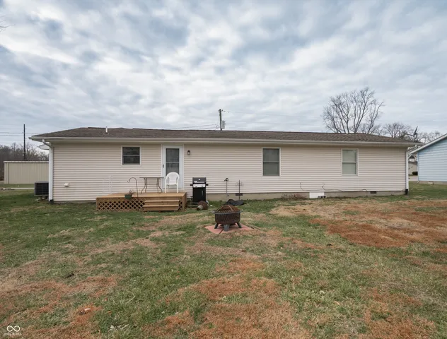$199,500 | 6735 North Main Street, Freetown, IN 47235