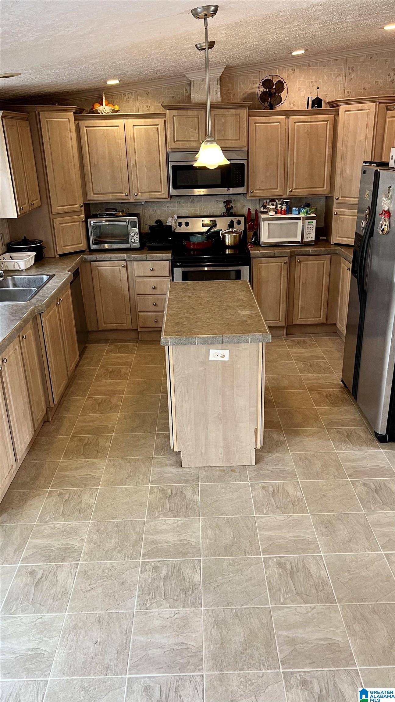337 Tomahawk Trail Riverside, AL 35135 - Photo 37 of 68