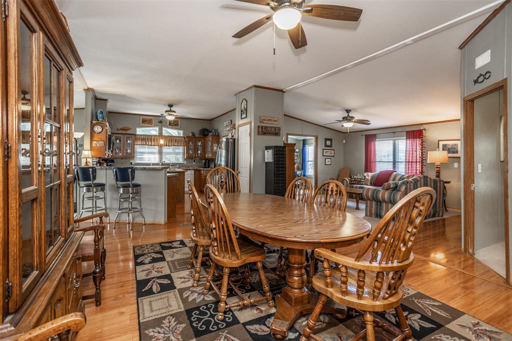 41 Thompson Road Gainesville, TX 76240 - Photo 18 of 40