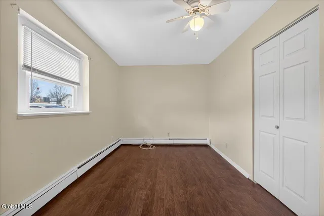 $279,900 | 1886 Ave B, Unit 1 2 3, Watervliet, NY 12189