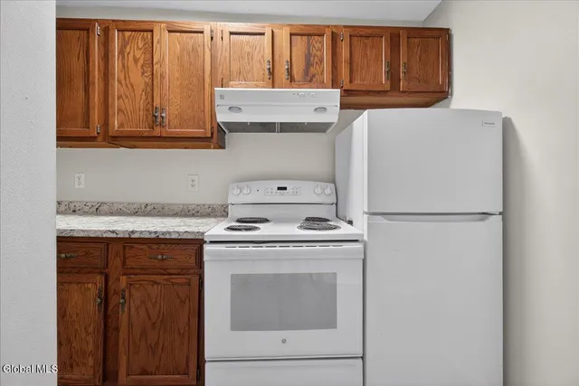 $279,900 | 1886 Ave B, Unit 1 2 3, Watervliet, NY 12189