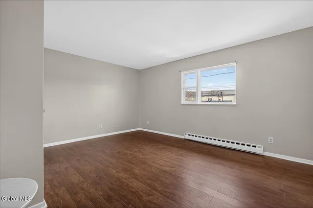 $279,900 | 1886 Ave B, Unit 1 2 3, Watervliet, NY 12189