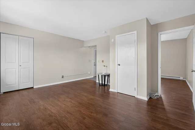 $279,900 | 1886 Ave B, Unit 1 2 3, Watervliet, NY 12189