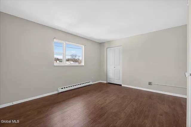 $279,900 | 1886 Ave B, Unit 1 2 3, Watervliet, NY 12189