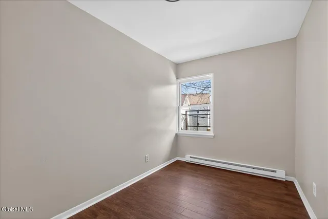 $279,900 | 1886 Ave B, Unit 1 2 3, Watervliet, NY 12189