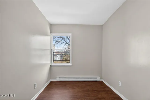 $279,900 | 1886 Ave B, Unit 1 2 3, Watervliet, NY 12189