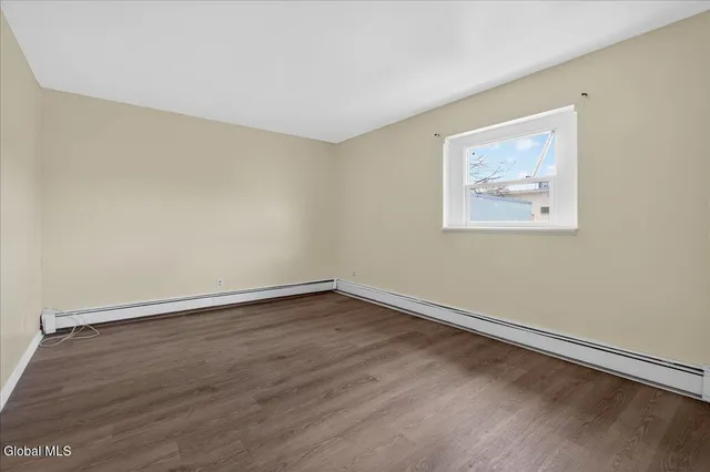 $279,900 | 1886 Ave B, Unit 1 2 3, Watervliet, NY 12189