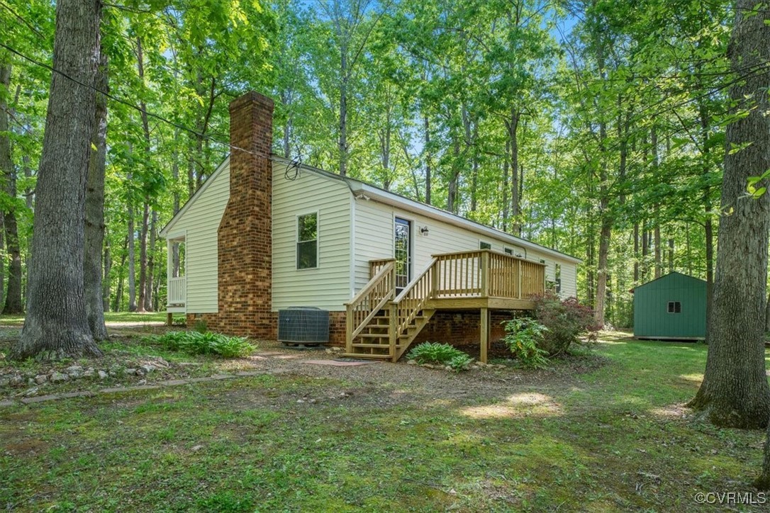 4365 Lockin Road Powhatan, VA 23139 - Photo 9 of 36 Gallery Image 9