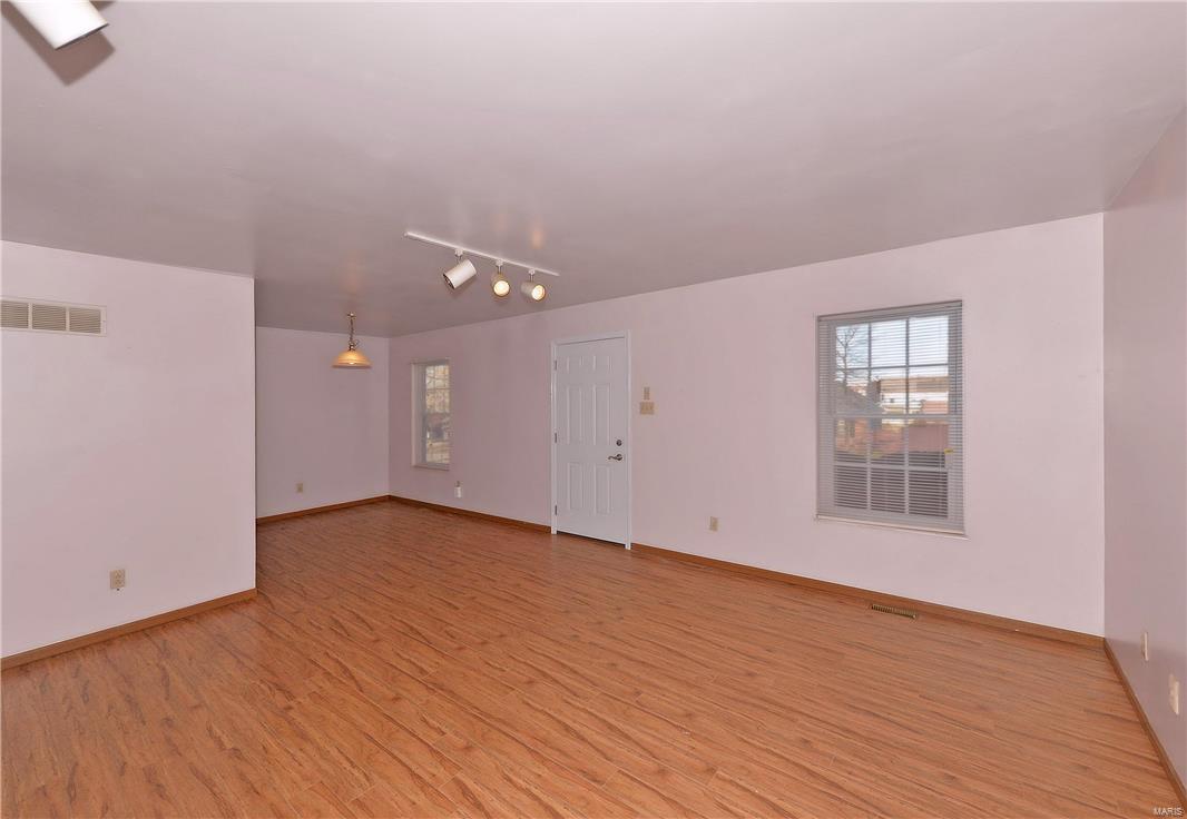 2920 Rutger Street St. Louis, MO 63104 - Photo 4 of 17