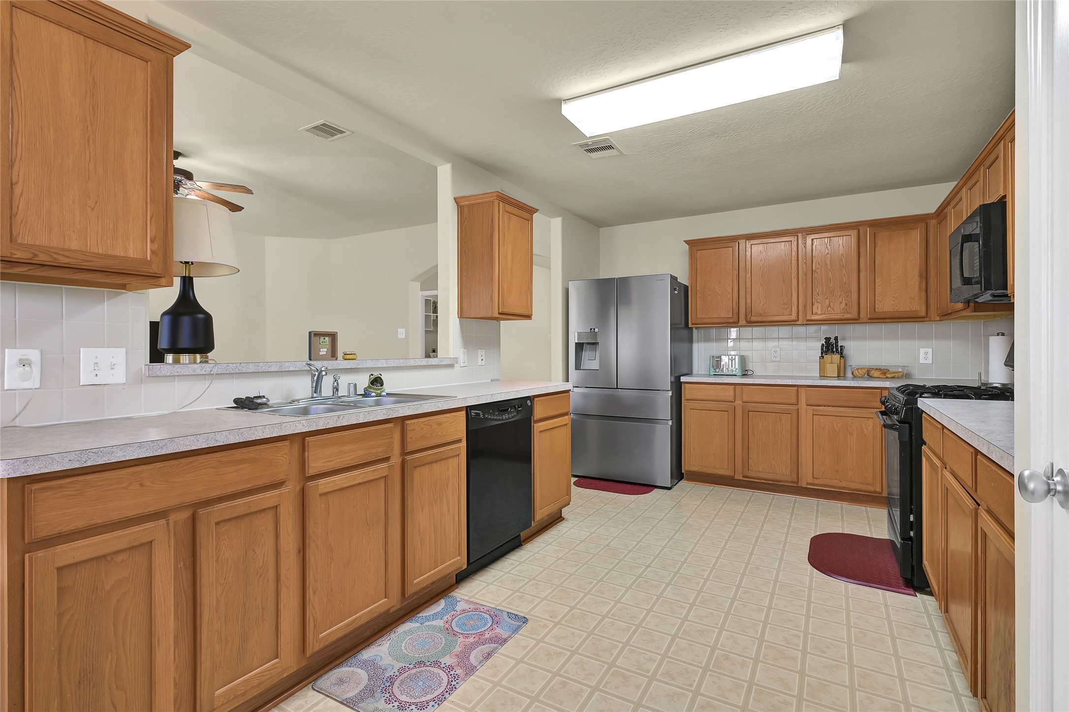 13408 Baron Hill Lane Rosharon, TX 77583 - Photo 15 of 23