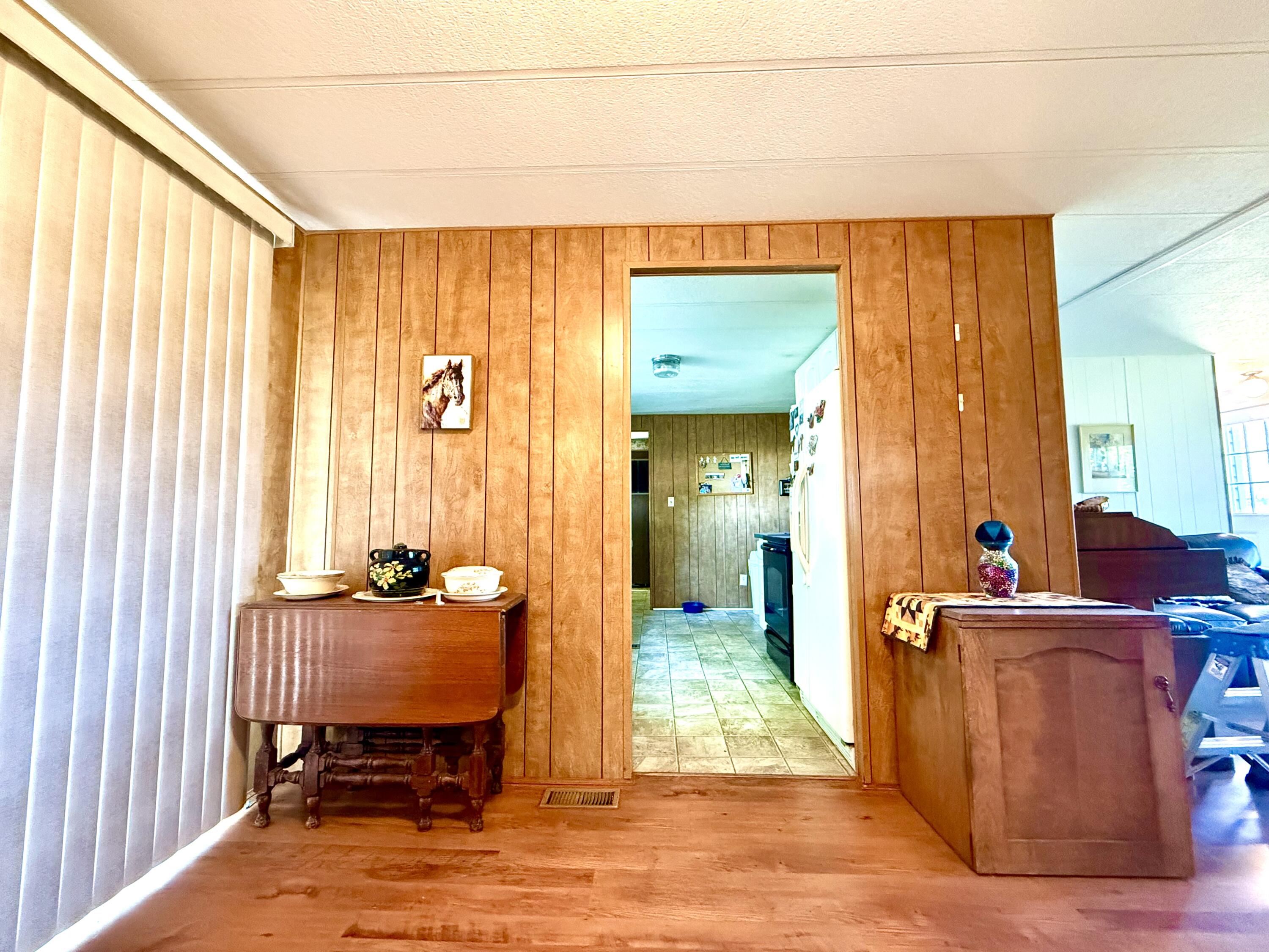 7992 Elliott Road Klamath Falls, OR 97603 - Photo 25 of 67 IMG_5523