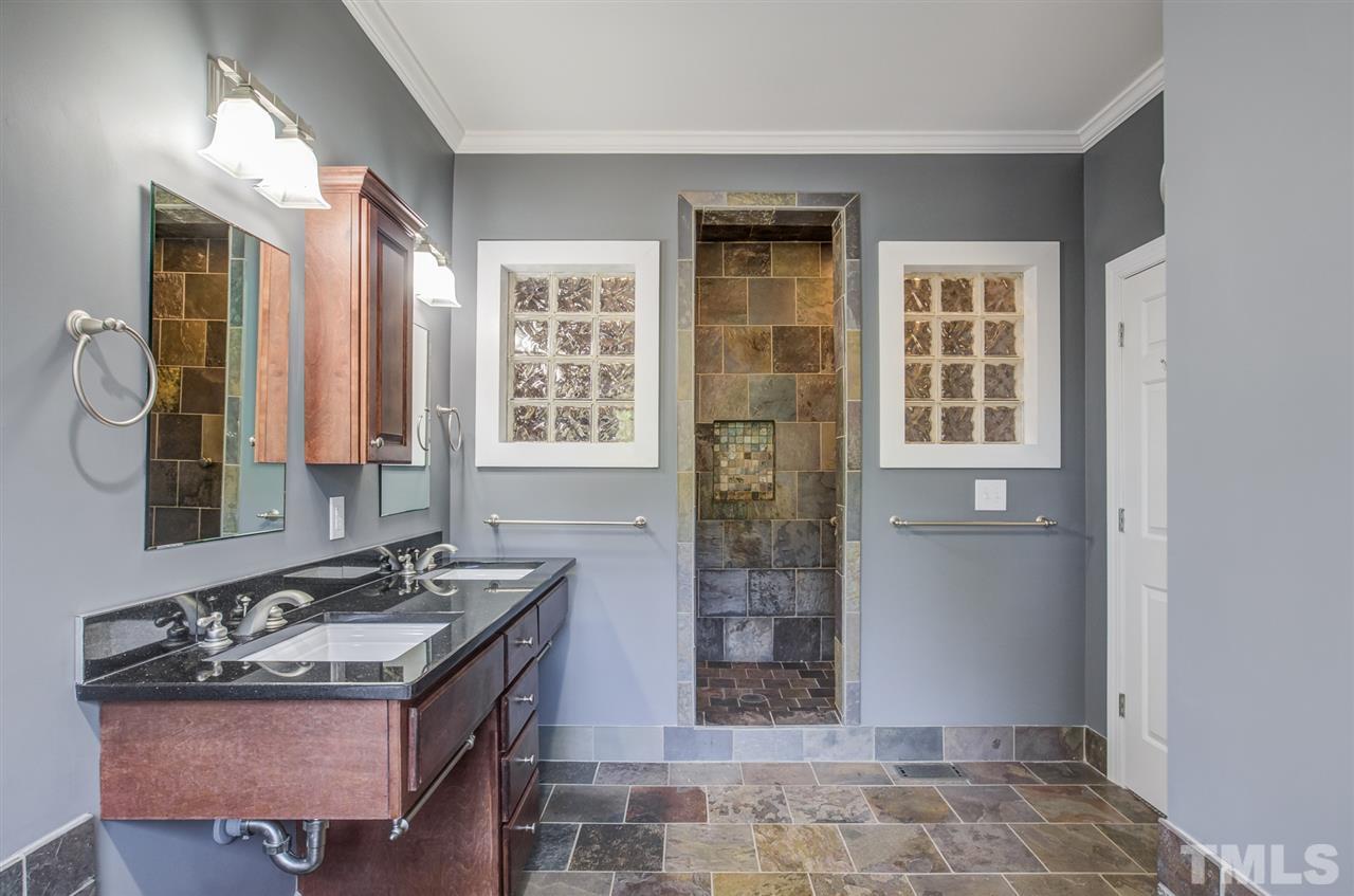 4900 Lee Drive Garner, NC 27529 - Photo 11 of 30