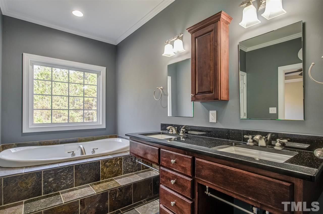 4900 Lee Drive Garner, NC 27529 - Photo 10 of 30