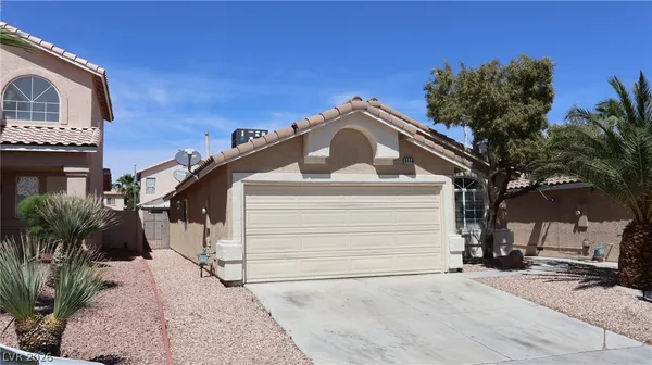 $2,100 | 8456 West Gilmore Avenue, Las Vegas, NV 89129