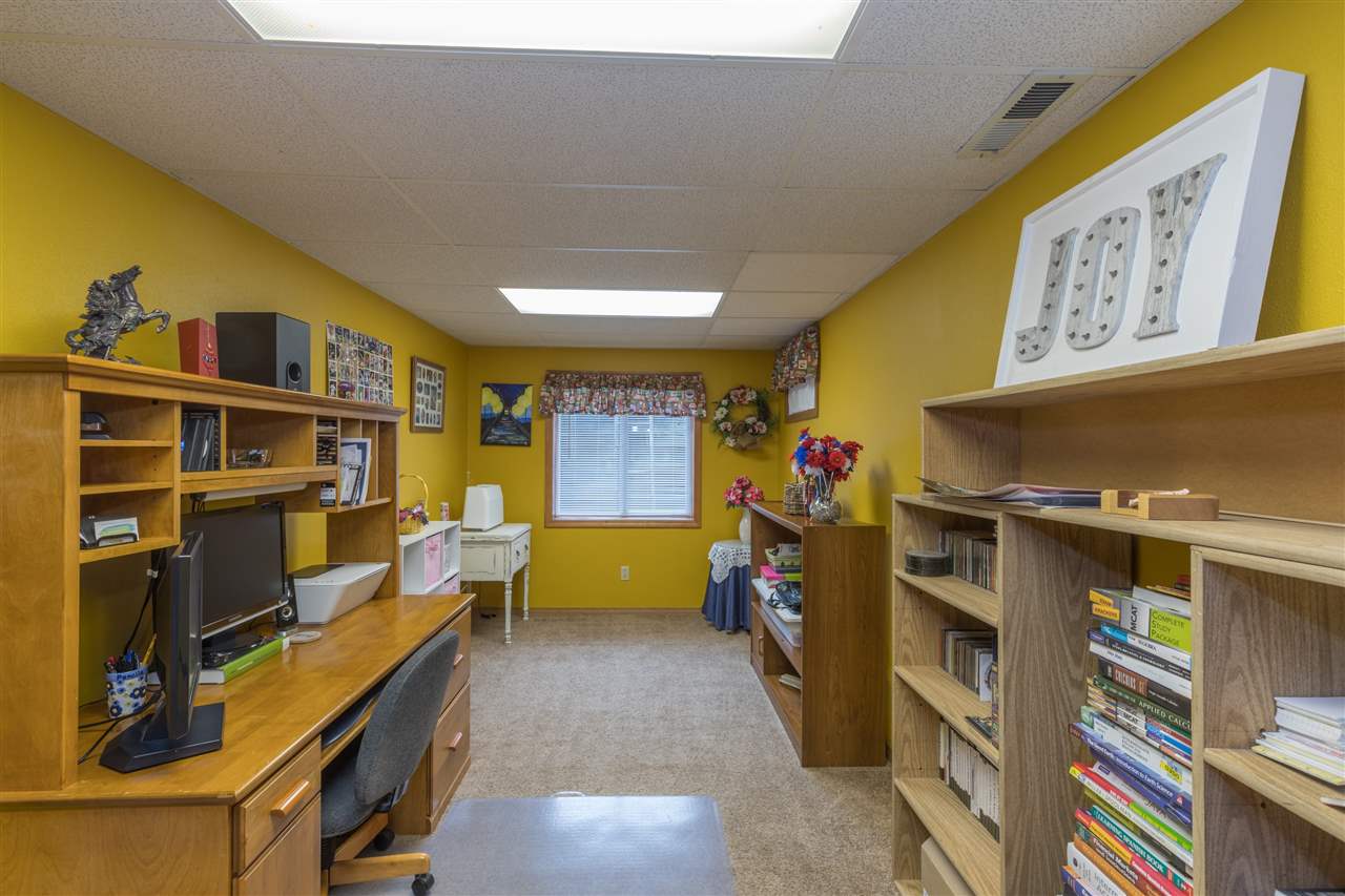 5316 West Ridgecrest Drive Spokane, WA 99208 - Photo 14 of 20 Gallery Image 14