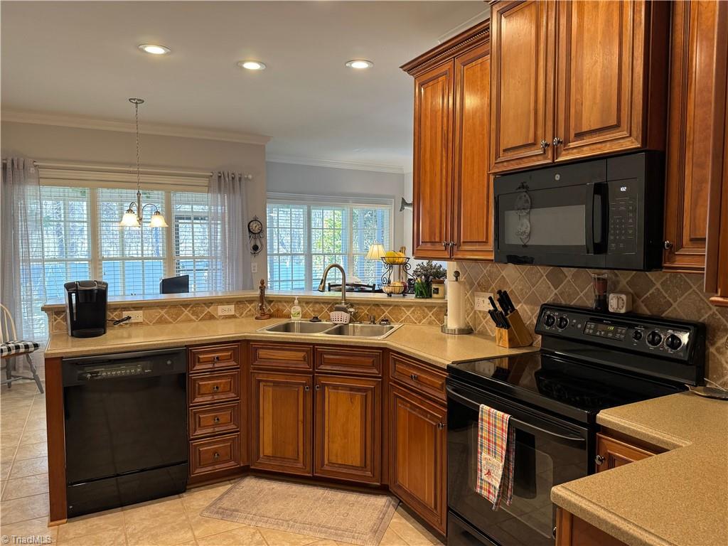 2315 Addison Boulevard High Point, NC 27262 - Photo 6 of 22