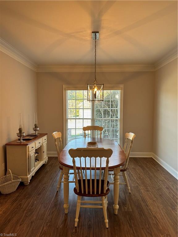 2315 Addison Boulevard High Point, NC 27262 - Photo 10 of 22