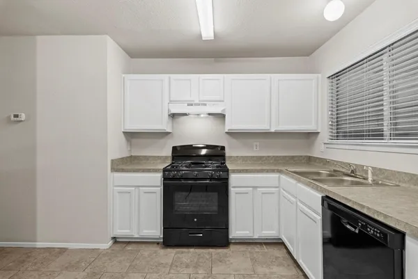 $1,800 | 1617 Nichole Woods Drive, Houston, TX 77047