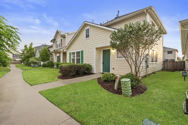 $1,800 | 1617 Nichole Woods Drive, Houston, TX 77047