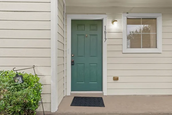 $1,800 | 1617 Nichole Woods Drive, Houston, TX 77047