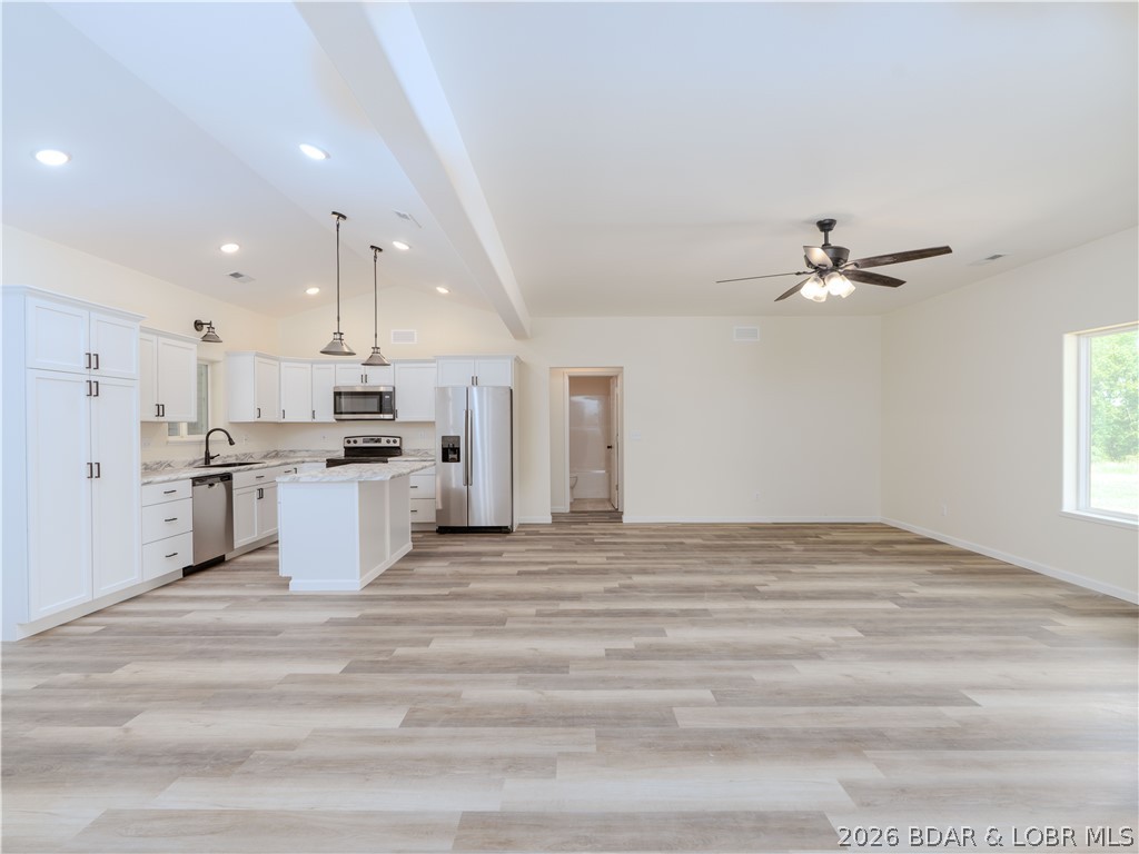 7 Oak Tree Lane Eldon, MO 65026 - Photo 15 of 59 Master bedroom suite on opposite end of guest bedr