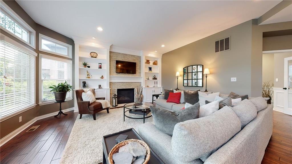 13239 Carmichael Lane Carmel, IN 46074 - Photo 14 of 60