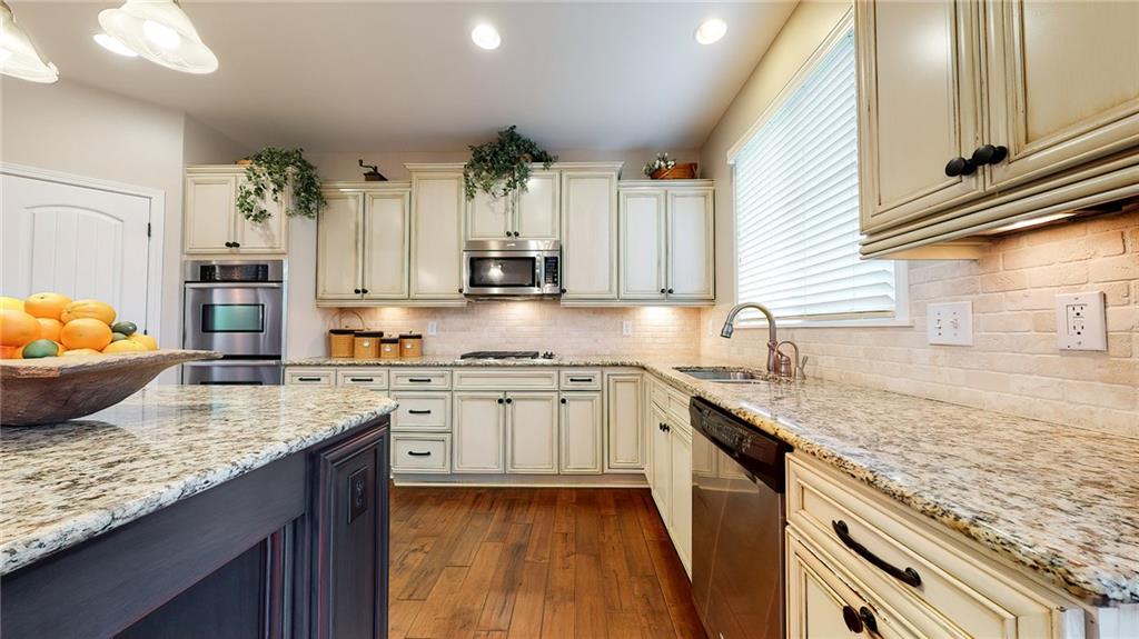 13239 Carmichael Lane Carmel, IN 46074 - Photo 23 of 60