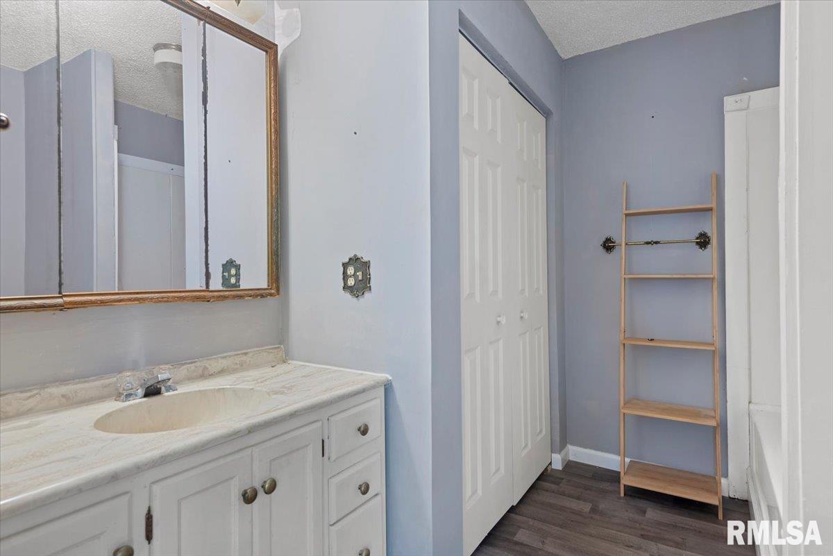 1224 North Rutledge Street Springfield, IL 62702 - Photo 12 of 28