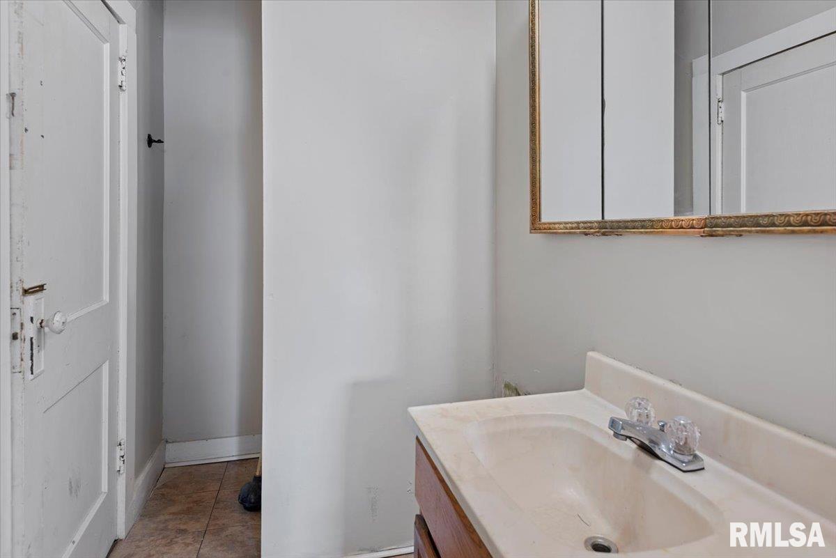 1224 North Rutledge Street Springfield, IL 62702 - Photo 14 of 28